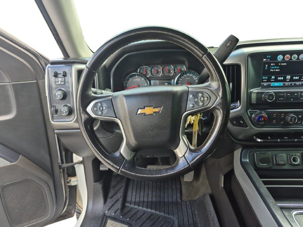 Used 2018 Chevrolet Silverado 1500 LT w/ All Star Edition AWD/4WD image 12