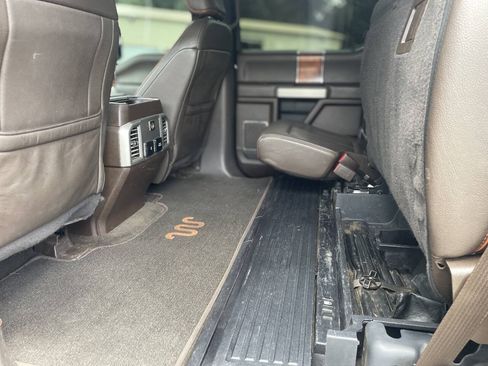 Used 2017 Ford F250 King Ranch w/ FX4 Off-Road Package AWD/4WD image 20