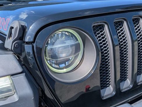 Used 2018 Jeep Wrangler Unlimited Rubicon w/ Safety Group AWD/4WD image 9