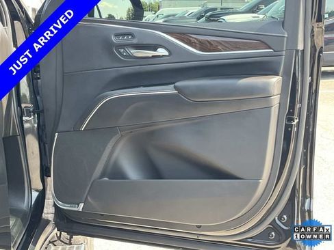 Used 2022 Cadillac Escalade ESV Sport Platinum w/ LPO, ONYX Package AWD/4WD image 26