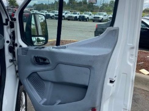 Used 2018 Ford Transit 150 130 Low Roof image 18