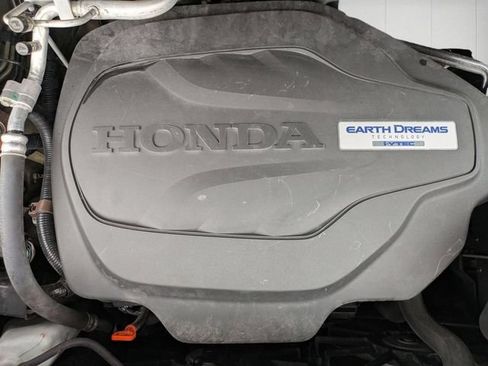 Used 2021 Honda Pilot Touring image 31