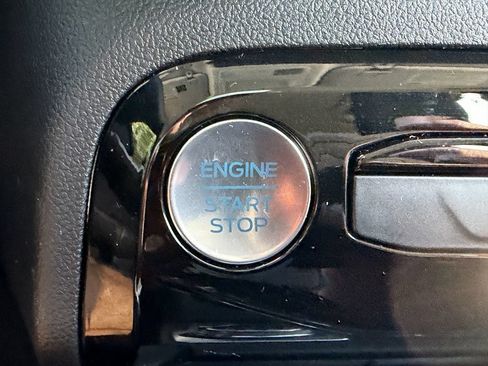 Used 2026 Ford Escape Active w/ Tech Pack #1 FWD image 27