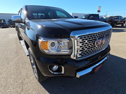 Used 2019 GMC Canyon Denali image 13