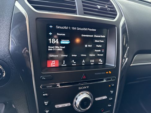 Used 2018 Ford Explorer Sport AWD/4WD image 22