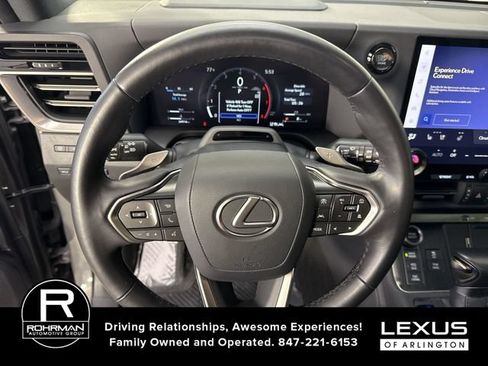Used 2024 Lexus GX 550 AWD/4WD image 13