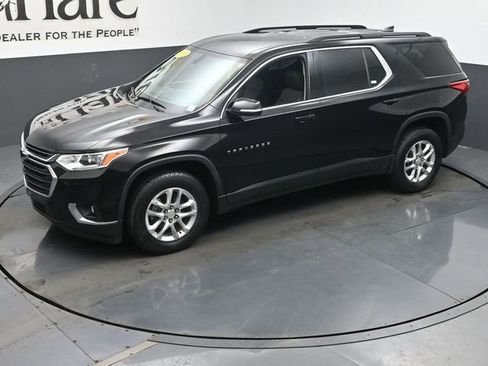 Used 2020 Chevrolet Traverse LT FWD image 45