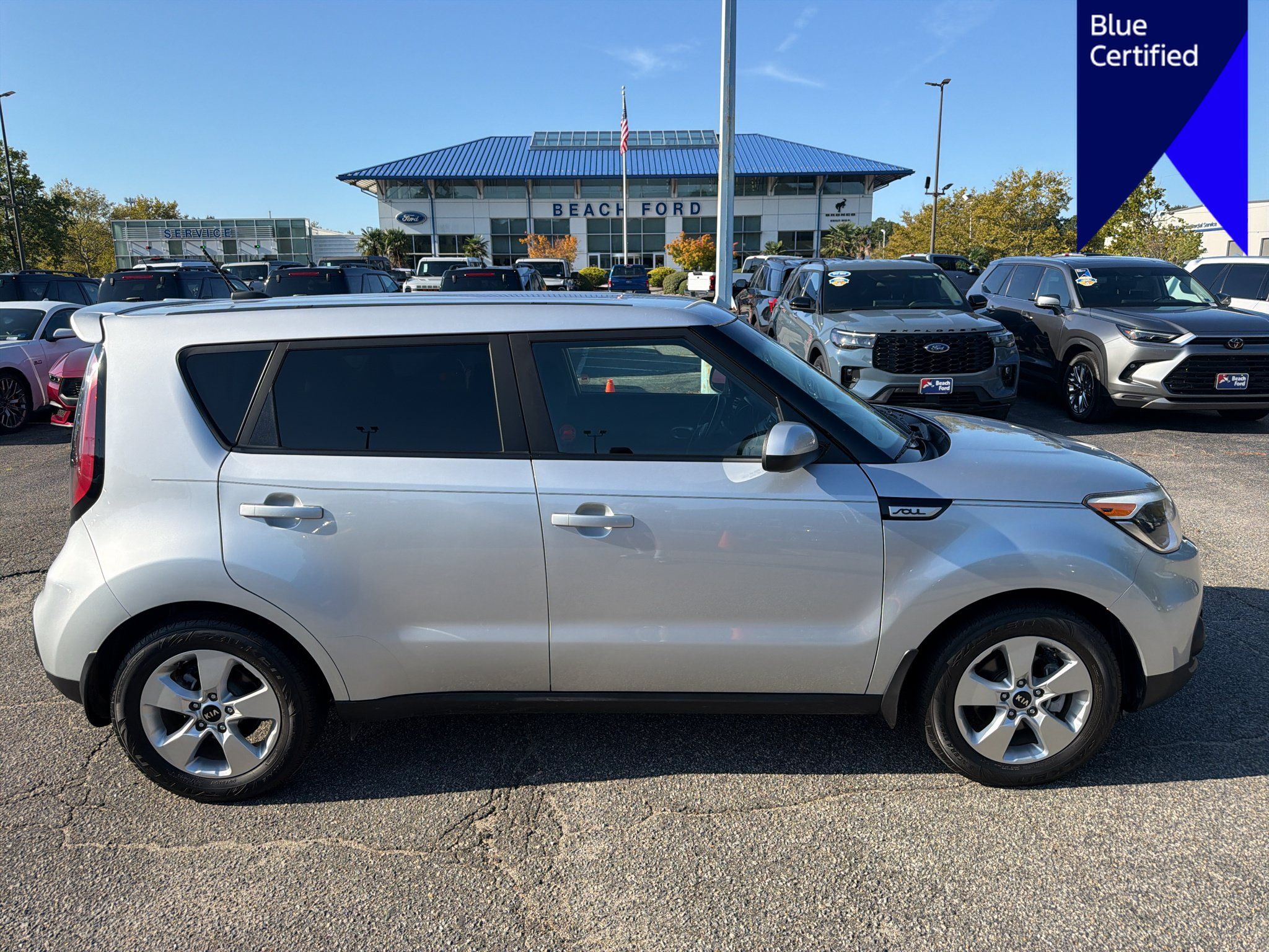 Used 2018 Kia Soul FWD image 4