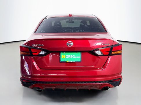 Used 2019 Nissan Altima 2.5 Platinum FWD image 8