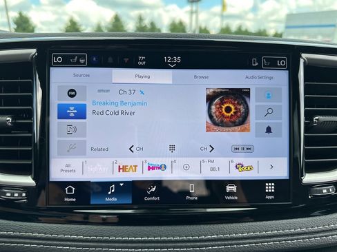 New 2026 Chrysler Pacifica Select image 34