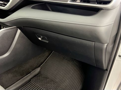 Used 2023 Toyota Highlander LE image 35