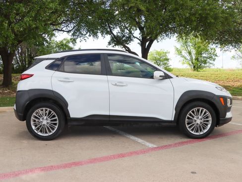 Used 2020 Hyundai Kona SEL image 6