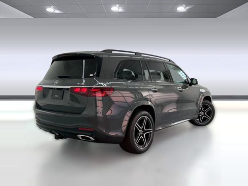 Used 2026 Mercedes-Benz GLS 450 4MATIC image 8