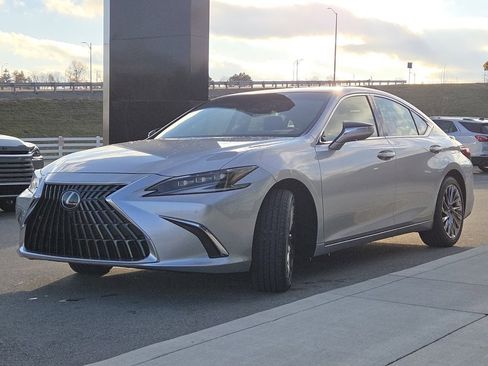New 2025 Lexus ES 350 Ultra Luxury image 25