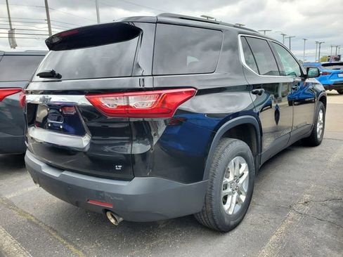 Used 2019 Chevrolet Traverse LT FWD image 3