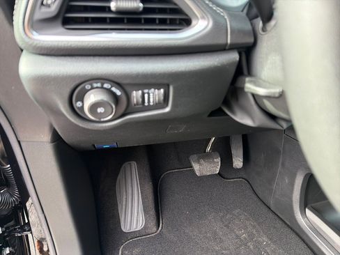 New 2026 Chrysler Pacifica Limited image 20