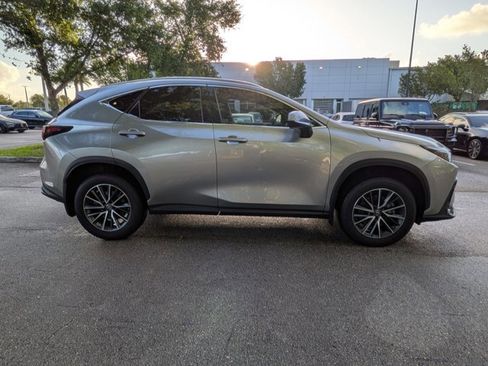 Used 2022 Lexus NX 250 FWD w/ Towing Package (2000 Lbs) image 4