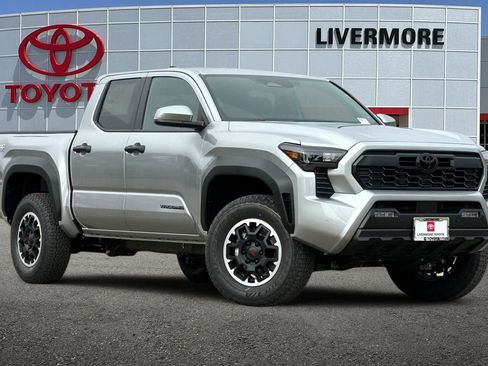 New 2026 Toyota Tacoma TRD Off-Road image 2
