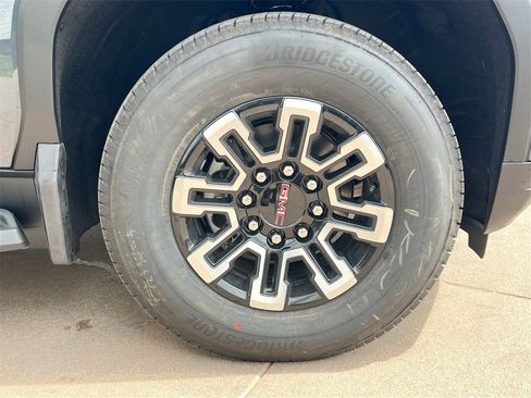 New 2026 GMC Sierra EV Elevation image 9