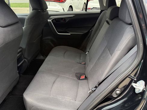 Used 2019 Toyota RAV4 LE w/ All Weather Liner Package AWD/4WD image 20