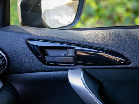 Used 2020 Mitsubishi Eclipse Cross ES image 30