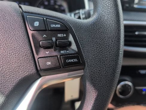 Used 2019 Hyundai Tucson SE AWD/4WD image 17