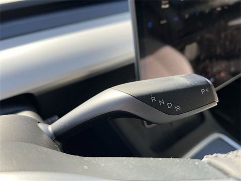 Used 2023 Tesla Model 3 Performance image 18