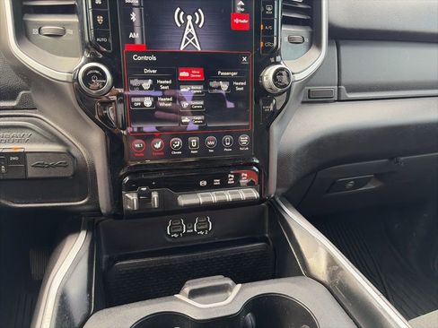 Used 2020 RAM 2500 Big Horn w/ Level 2 Equipment Group image 21