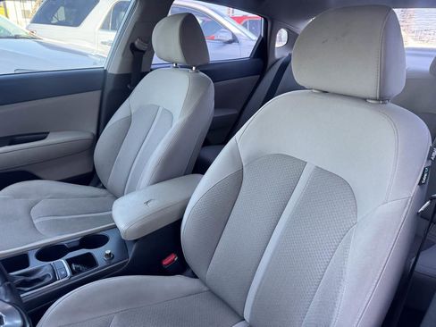 Used 2016 Kia Optima LX FWD image 37