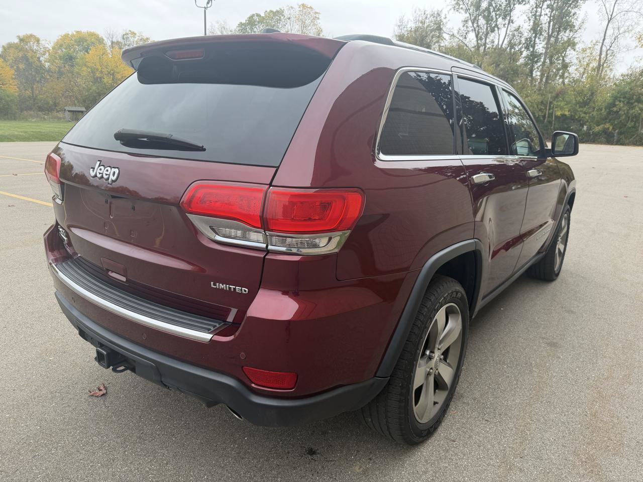 Used 2016 Jeep Grand Cherokee Limited w/ Luxury Group II AWD/4WD image 5