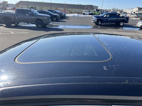 Used 2018 Mercedes-Benz E 300 4MATIC image 21