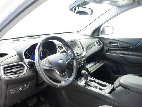 Used 2020 Chevrolet Equinox LT image 26