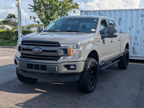 Used 2020 Ford F150 XLT w/ Equipment Group 302A Luxury AWD/4WD image 8