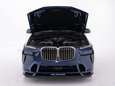 Used 2025 BMW ALPINA XB7 AWD/4WD image 48