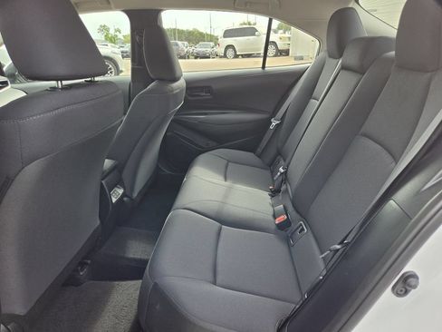 Used 2026 Toyota Corolla LE FWD image 27