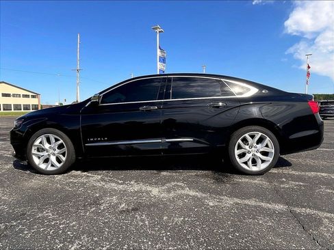 Used 2018 Chevrolet Impala Premier FWD image 3