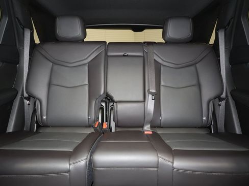 Certified 2025 Cadillac XT5 Premium Luxury image 30