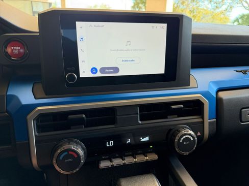 Used 2024 Toyota Tacoma TRD Sport image 17