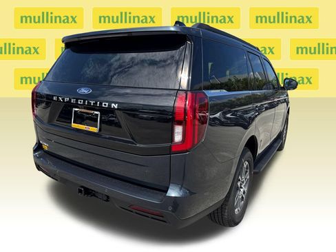 New 2026 Ford Expedition Active RWD image 7