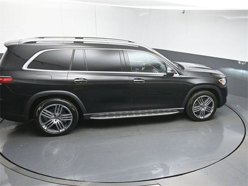Used 2022 Mercedes-Benz GLS 450 4MATIC image 49