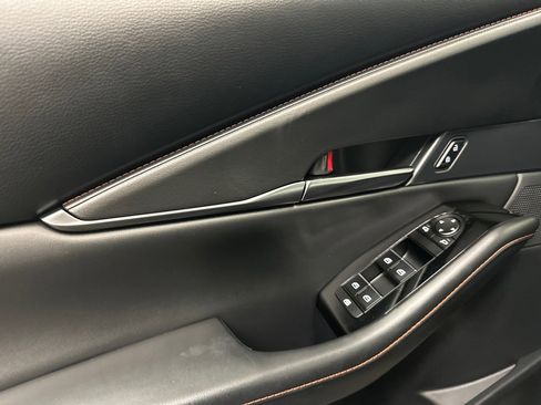 Used 2025 MAZDA CX-30 Carbon image 35