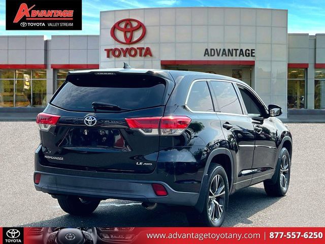 Used 2018 Toyota Highlander Plus AWD/4WD image 7