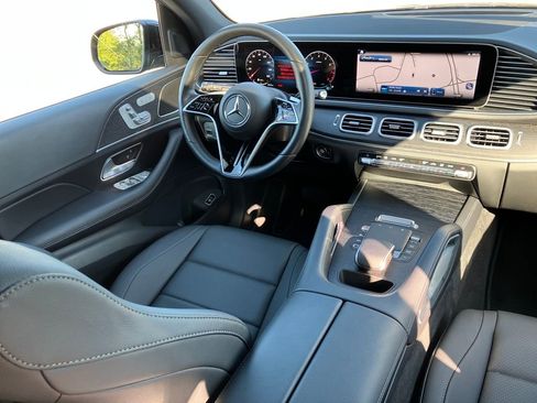 Used 2025 Mercedes-Benz GLE 350 4MATIC image 36