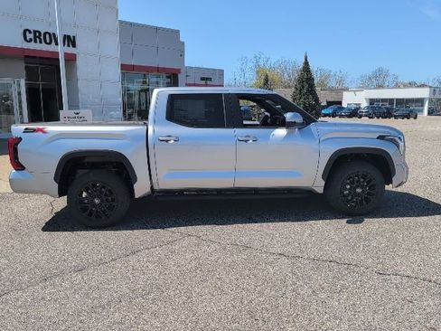 New 2026 Toyota Tundra SR5 AWD/4WD image 5
