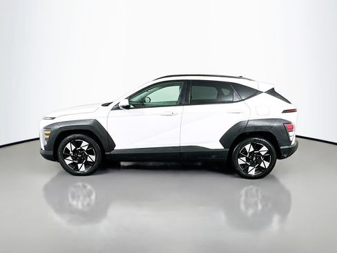 Certified 2025 Hyundai Kona SEL FWD image 8