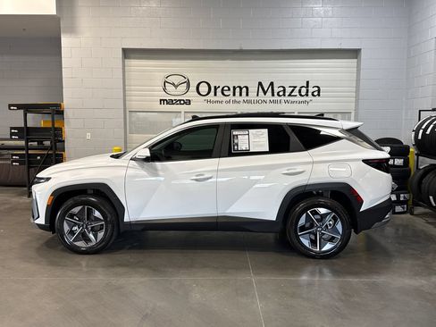 Used 2025 Hyundai Tucson SEL AWD/4WD image 27