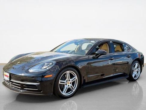 Used 2017 Porsche Panamera 4 AWD/4WD image 6