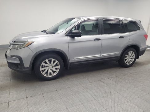 Used 2019 Honda Pilot LX image 2