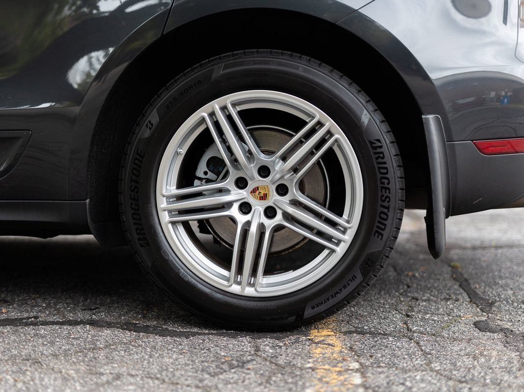 Used 2018 Porsche Macan S AWD/4WD image 12