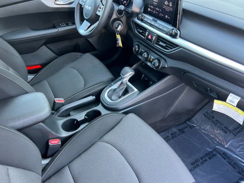 Certified 2024 Kia Forte LXS image 15